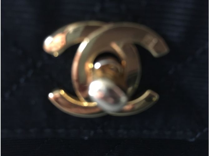 Clutch Chanel Mini Timeless in seta nera Nero - vista 6