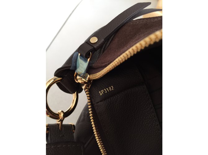 Louis Vuitton Audacieuse GM Marrone - vista 13