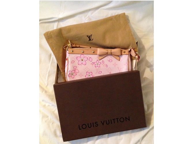 Pochette Takashi Murakami pour Louis Vuitton Collector 2003 Rose - vue 4