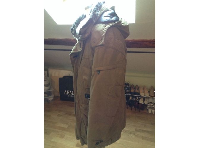 Hugo Boss Mantel aus Pelz Khaki - Ansicht 3