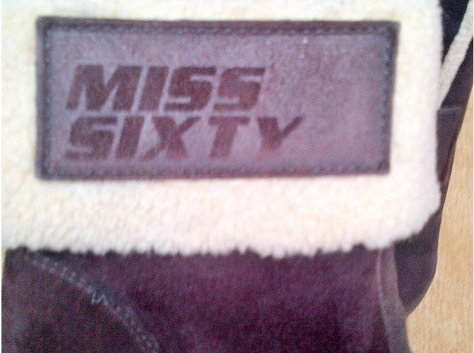 Botas de cano curto Miss Sixty em camurça marrom 35 - vista 5