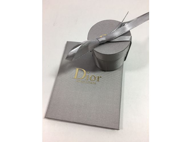 Dior Mimioui ouro amarelo com esmeralda - vista 8