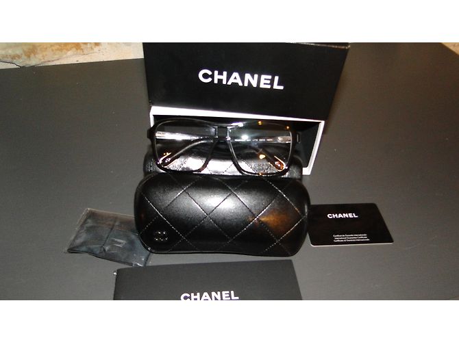 Chanel Occhiali da sole Marrone - vista 3