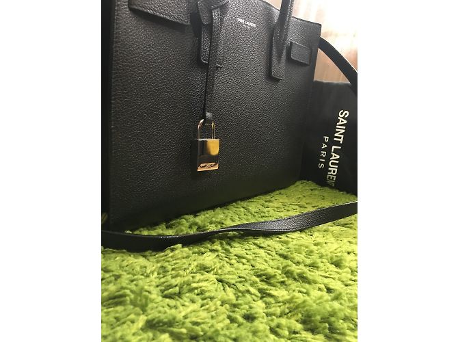 Yves Saint Laurent Sac de Jour - vista 4