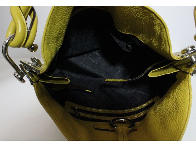Borsa a mano Bcbg Max Azria in pelle gialla con cuciture bianche Giallo - vista 8