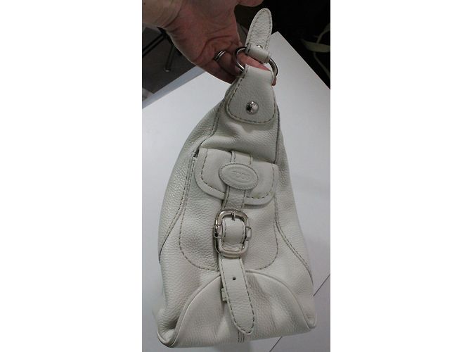 Sac TOD'S En Cuir Grainé Blanc Cassé - Occasion Excellent état - Style Seau Avec Cordon Coulissant