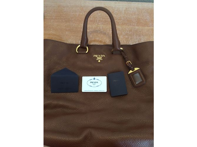 Borsa a mano Prada in pelle marrone - vista 3