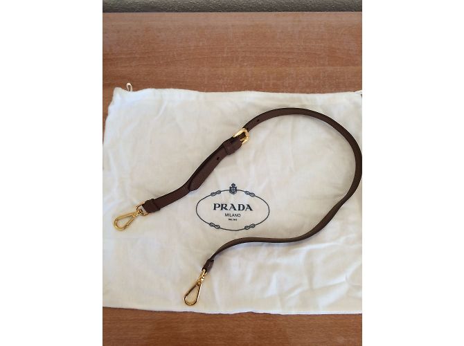 Borsa a mano Prada in pelle marrone - vista 5
