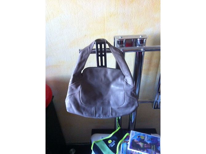 Autre Marque Borsa Coccinelle in pelle grigio taupe - vista 3