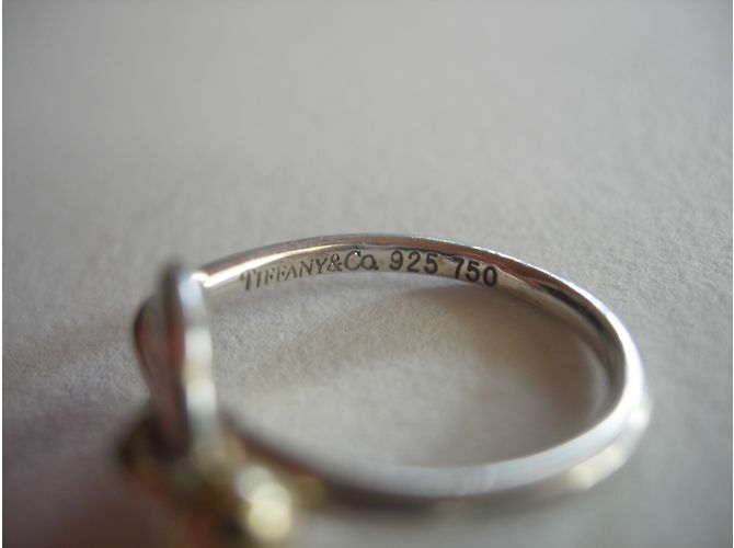 Anello Tiffany & Co Love Knot in argento e oro giallo 18k - vista 3