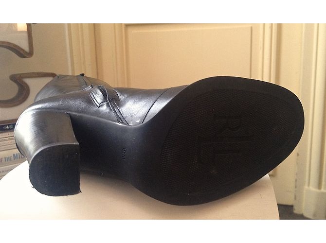 Ralph Lauren Black Leather Boots 9 cm Heel - view 4