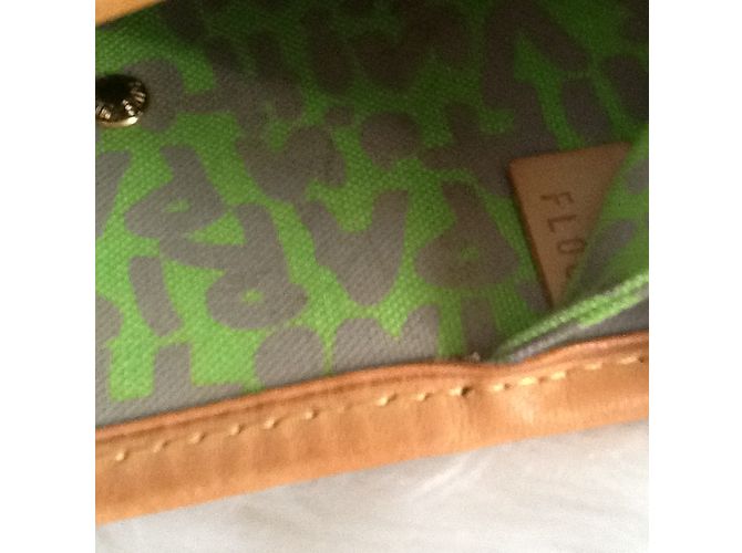 Louis Vuitton Neverfull Verde - vista 10