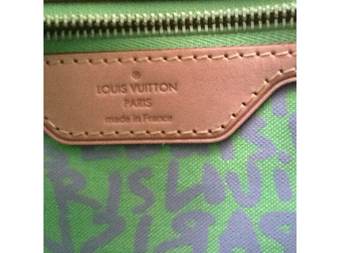Louis Vuitton Neverfull Verde - vista 9