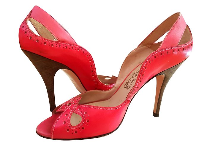 Décolleté Salvatore Ferragamo in pelle rosa - vista 2