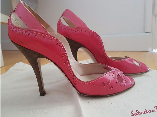 Décolleté Salvatore Ferragamo in pelle rosa - vista 5