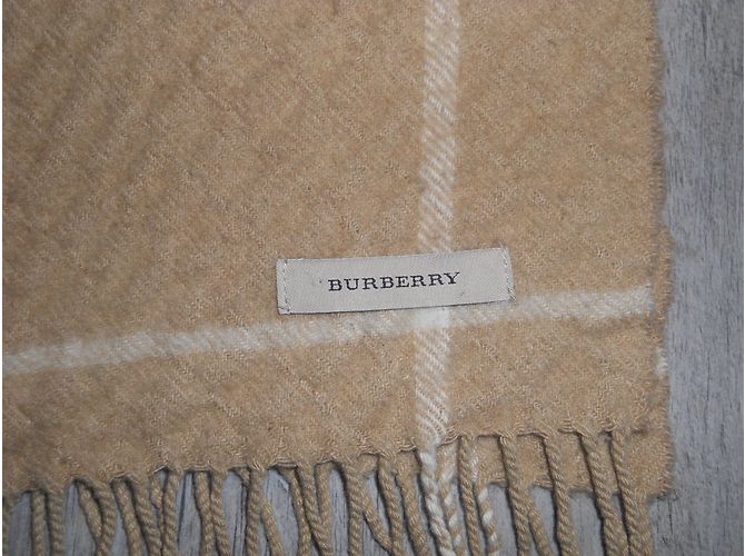 Burberry Cachecol - vista 3