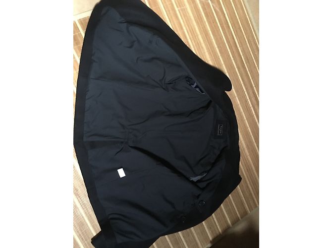 Lacoste Capa - vista 4