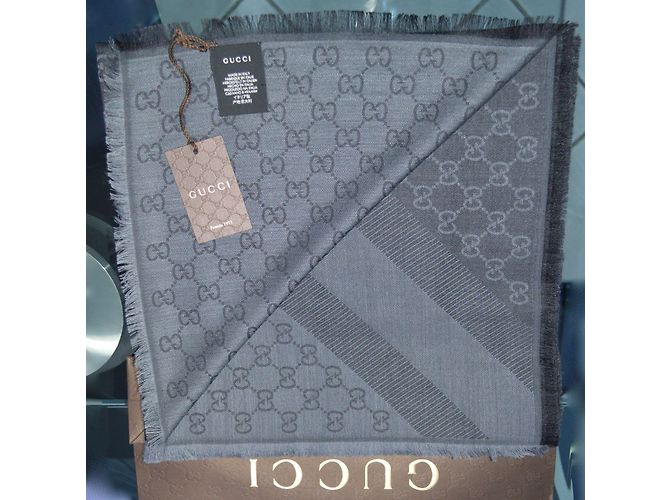 sciarpa stola nuova gucci grigio scuro - vista 4