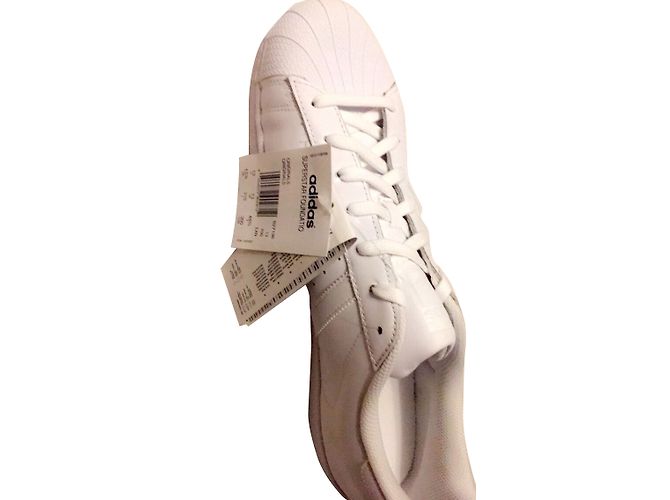 Adidas Superstar Sneakers in Pelle Bianca Bianco - vista 2