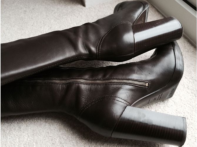 Botas Miu Miu de piel marrón Castaño - vista 6
