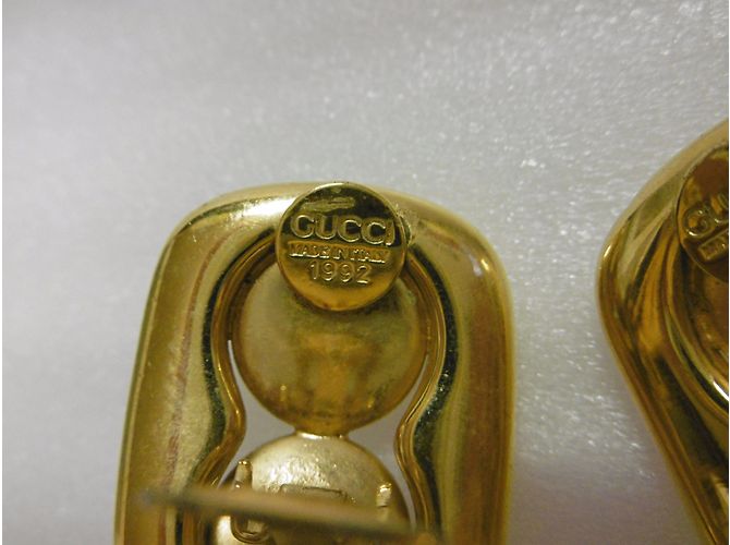 Gucci Perlenohrringe aus Gold - Ansicht 6