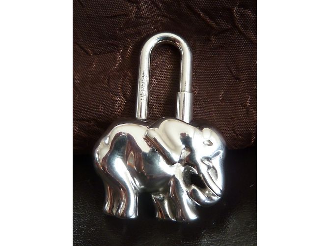 Hermès Vorhängeschloss Silber - Ansicht 10