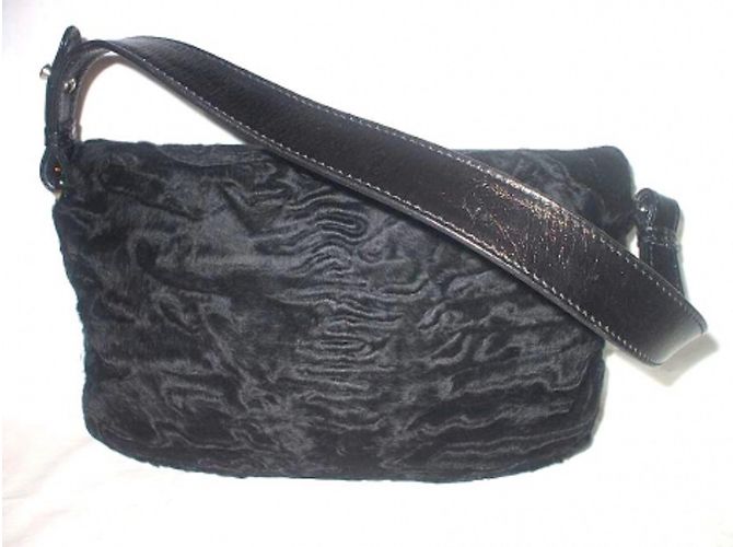Borsa da sera Valentino Garavani in pelle nera e pelliccia con spilla Swarovski Nero - vista 7