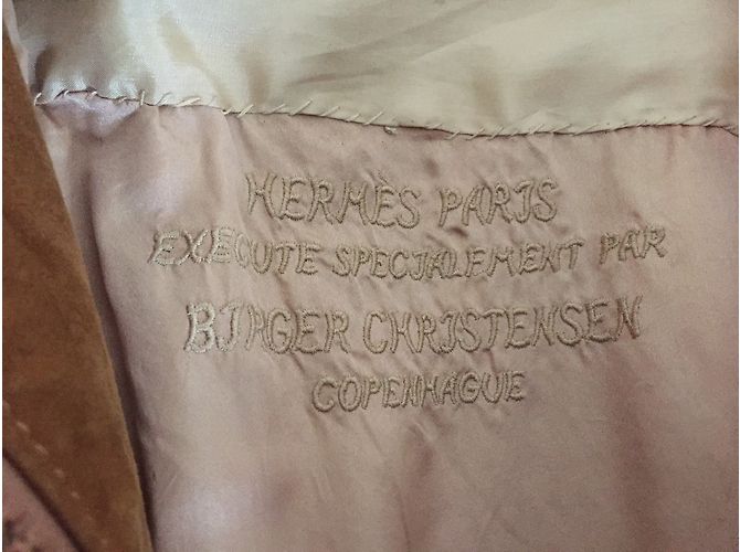 Casaco Hermès de pele de raposa e camurça caramelo - vista 4