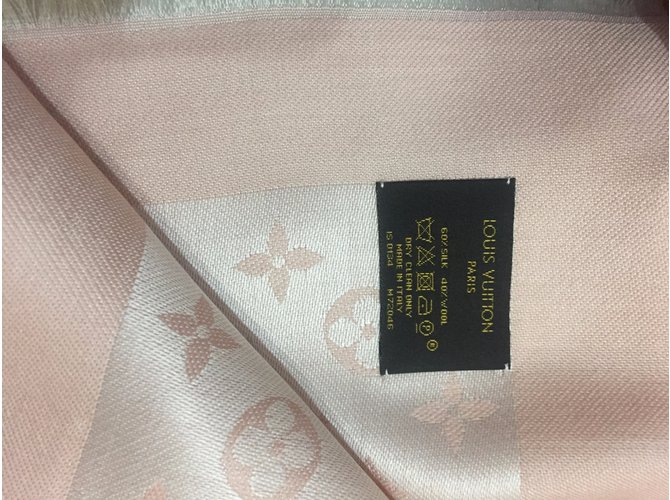 Louis Vuitton MONOGRAMM SCARF VUITTON Rosa - vista 5
