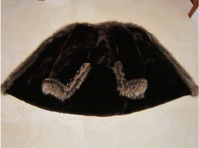 Yves Saint Laurent Cappotti - vista 3