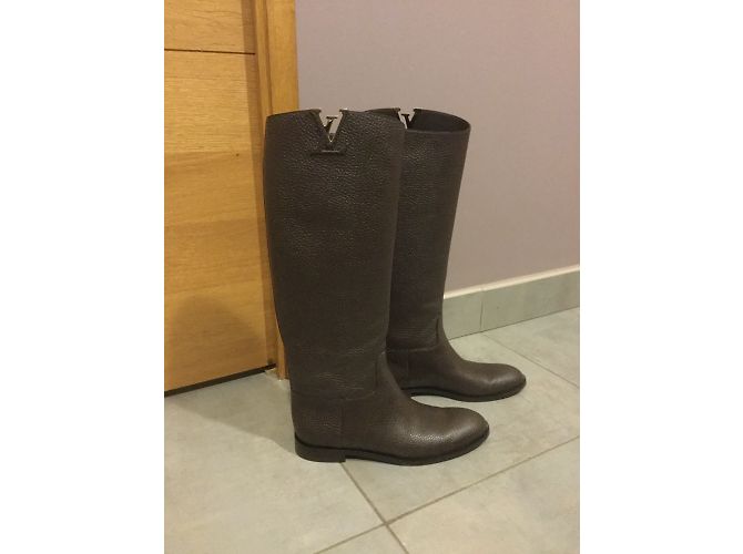 Louis Vuitton Boots Chocolate - view 5