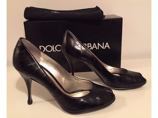 Dolce & Gabbana Pumps aus schwarzer Aalhaut Größe 41 - Ansicht 7