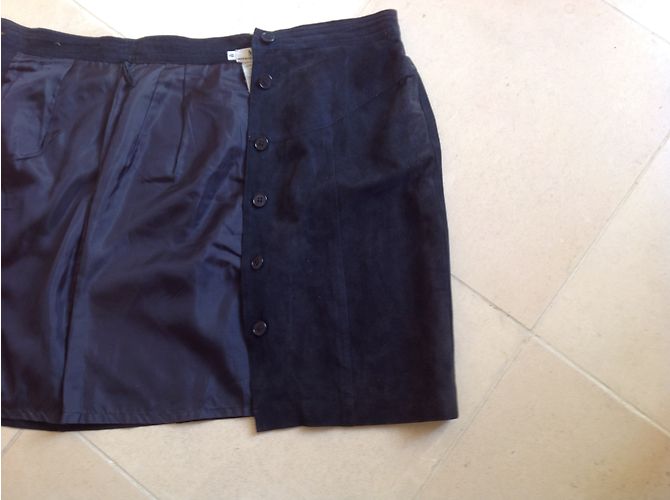 Falda de gamuza azul marino Armani talla 36 - vista 3