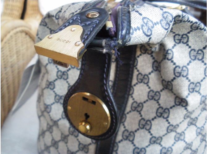 Gucci Sac XL  "24 h" - vue 5