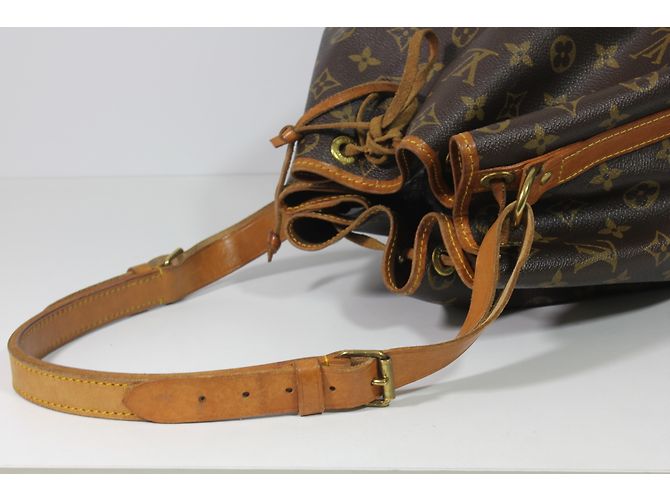 Noe Louis Vuitton Grand noé bag Beige - vista 3