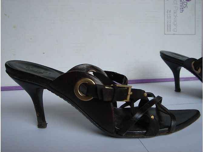 Mule Gucci in pelle marrone - vista 6