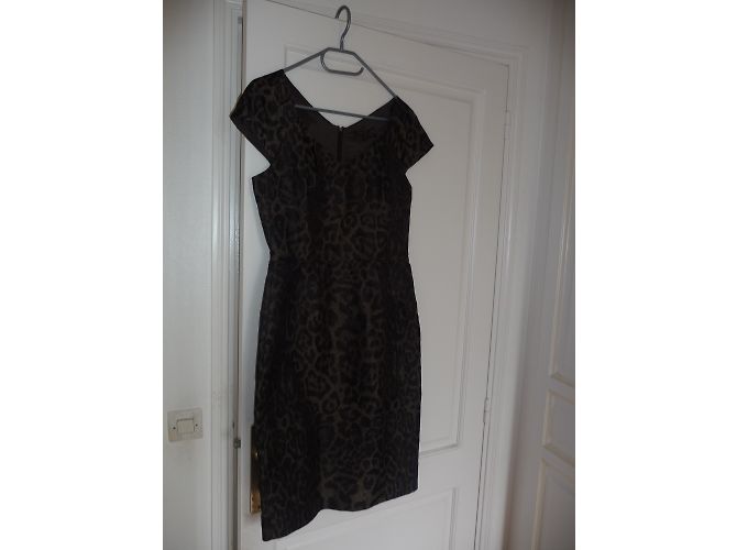 Vestido Apostrophe Estampado Leopardo Marrón y Negro Estampado de leopardo - vista 4