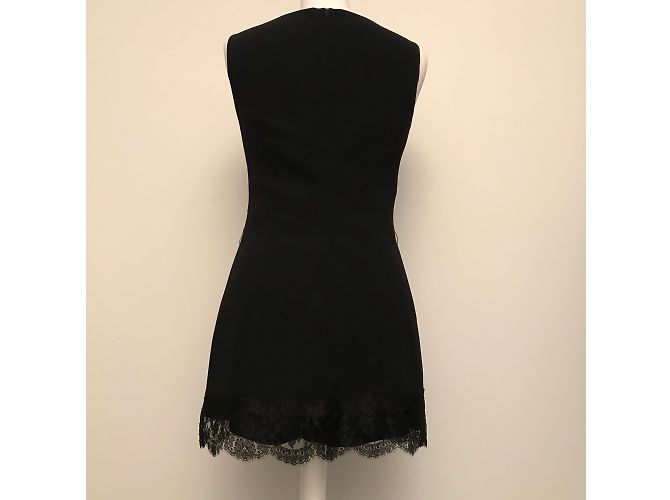 Moschino Cheap And Chic Schwarzes Minikleid mit Shorts - Ansicht 5