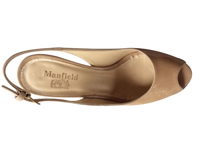 Autre Marque Décolleté con punta aperta in vernice beige 8,5 cm - vista 2