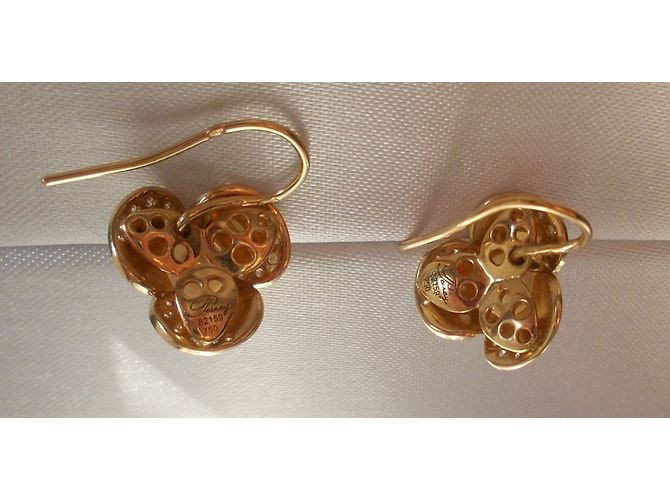 Set gioielli Poiray Petals Collana e Orecchini Oro Giallo Perla Diamante D'oro - vista 10