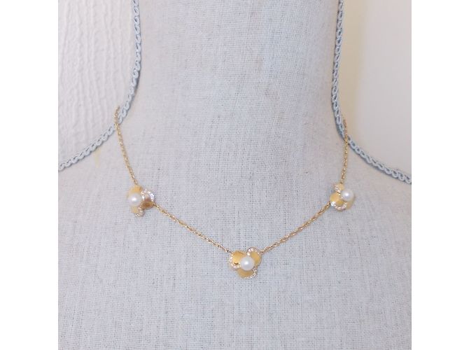 Set gioielli Poiray Petals Collana e Orecchini Oro Giallo Perla Diamante D'oro - vista 9