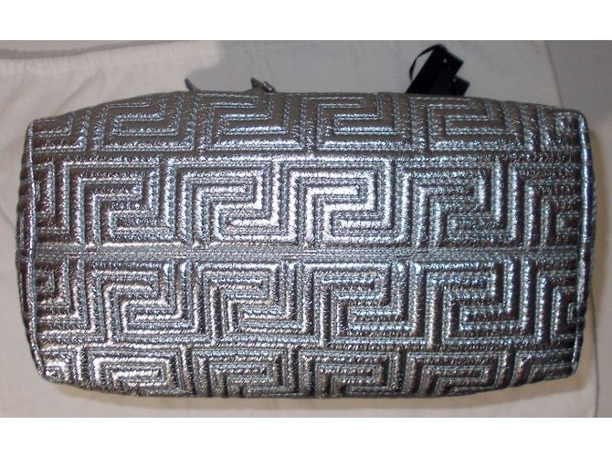 Gianni Versace Borsa Bowling Argento in Pelle Grigio Metallico - vista 7