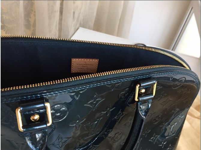 Louis Vuitton Bleu Nuit Monogram Vernis Alma GM Blu - vista 5