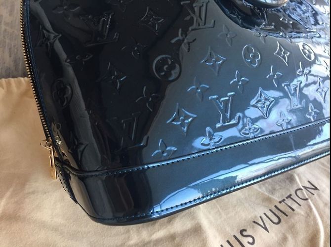 Louis Vuitton Bleu Nuit Monogram Vernis Alma GM Blu - vista 6