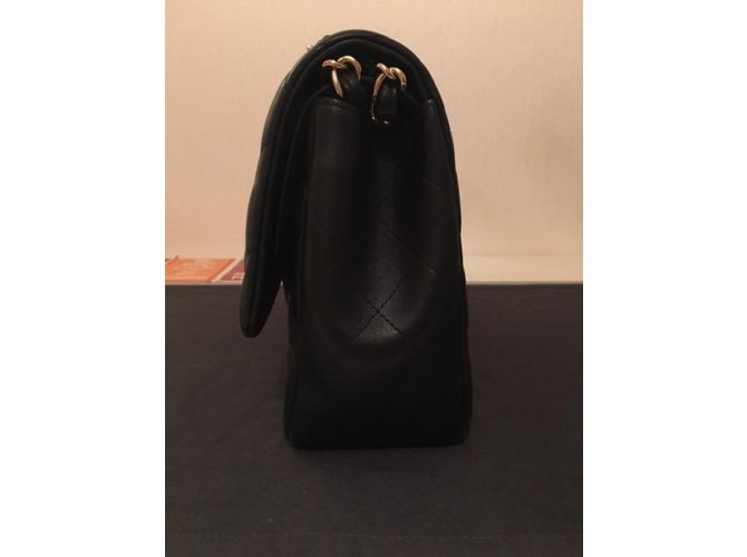Chanel Timeless Medium Negro Dorado - vista 5