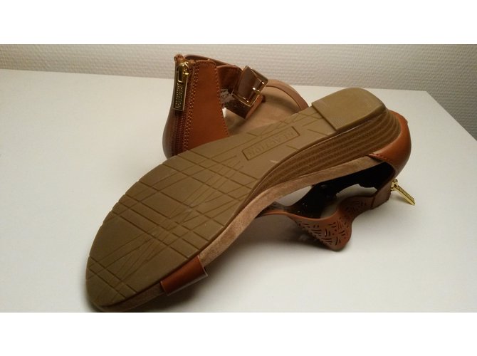Kenneth Cole sandali Caramello - vista 5