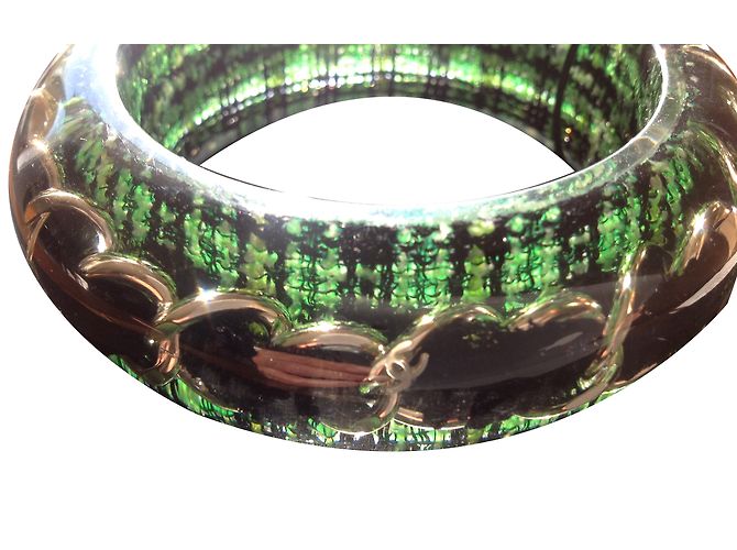 Bracciale Chanel in tweed verde e nero con catena - vista 4
