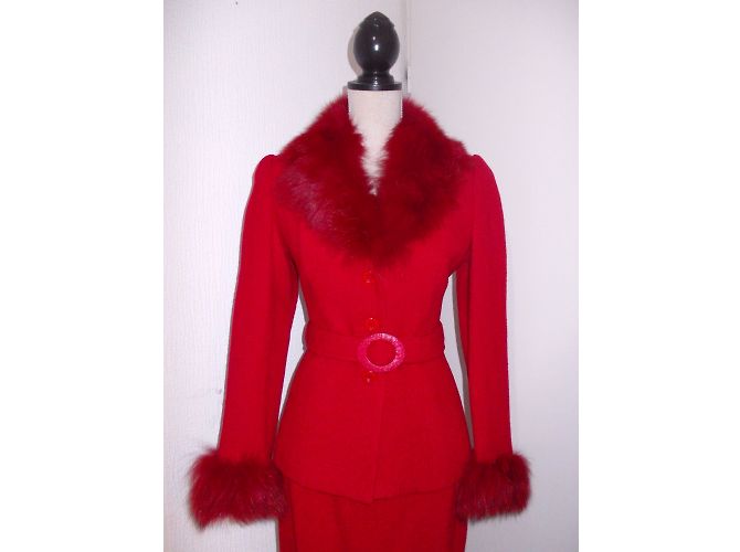 Autre Marque Tailleur jupe Donatella rouge en laine et fourrure de renard - vue 4