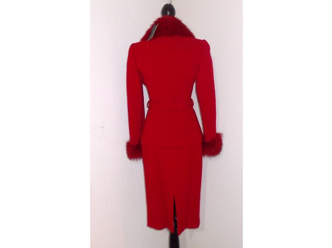 Autre Marque Tailleur jupe Donatella rouge en laine et fourrure de renard - vue 8