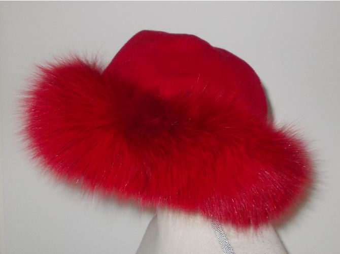 Autre Marque Cappello BAYA Olga Rosso in Lana Cashmere e Pelliccia di Volpe - vista 3